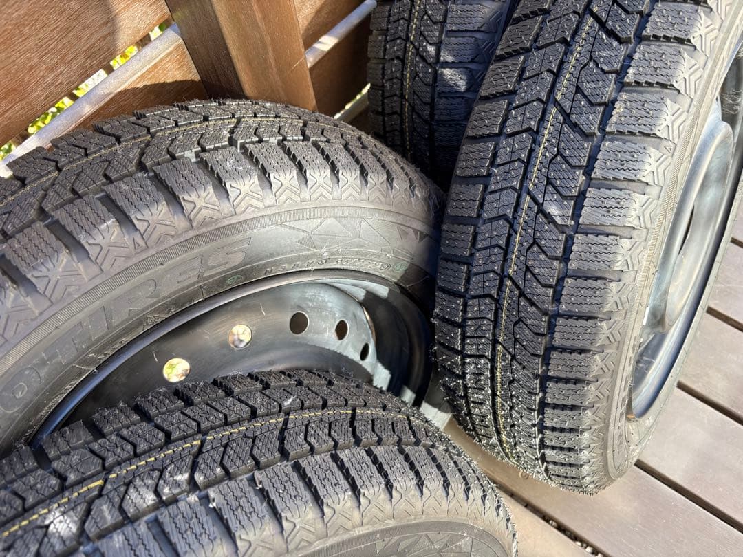 【4本】未使用　トーヨー GIZ2 155/65R14 スタッドレス ホイール付