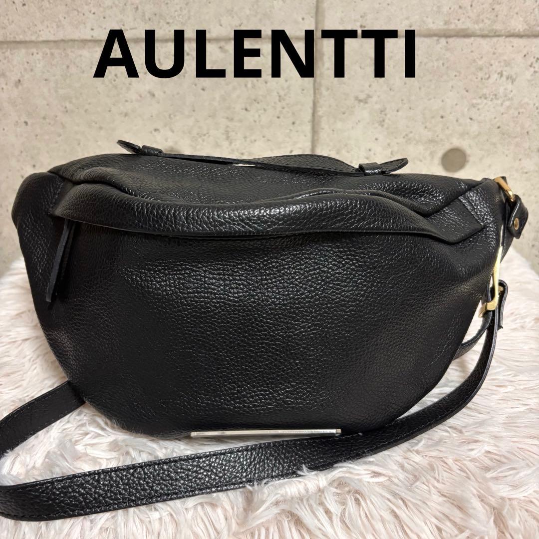 【美品】AULENTTI ボディバッグ ショルダーバッグ　ブラック